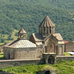 Meet your Posher, Tatev